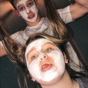 Meet your Posher, Donavin